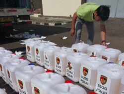 Polda Jatim Terjunkan 60 Personel Siaga 24 Jam Urai Kepadatan di Ketapang Banyuwangi